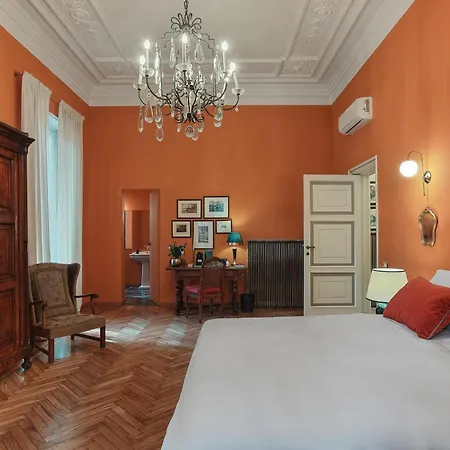 Girardengo Отель *